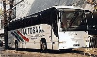 Veni, vidi, vici: klimatisierter Reisebus A 404 T Cezar auf Mercedes-Chassis.