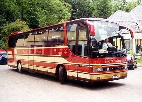 Fssen, Tyskland, 4 August 2001, Kssbohrer Setra S315HD  Foto: Anthony Lui 